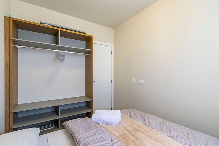 Apto 2 quartos, p/ 6 Pessoas, com Garagem -PLU1401