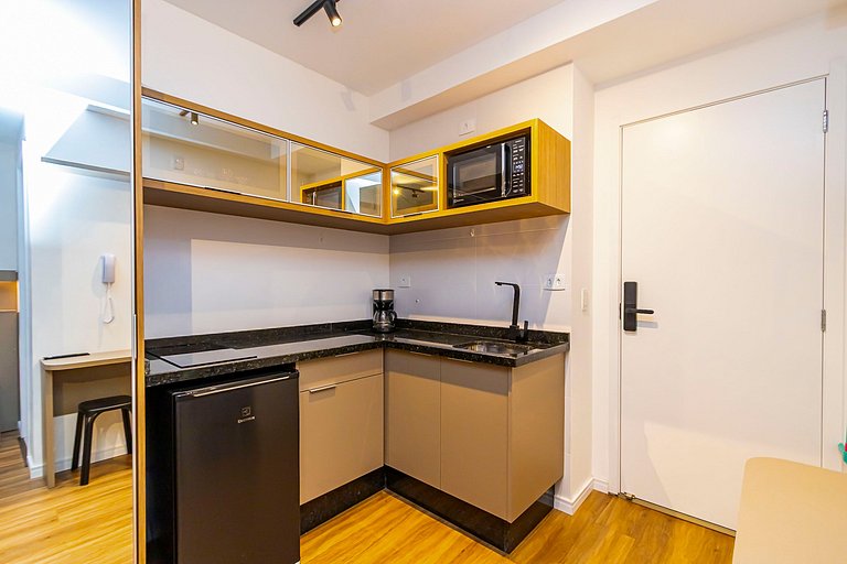 Studio p/ 3 pessoas com Garagem no Centro -IBI1308