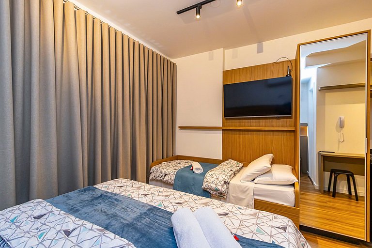 Studio p/ 3 pessoas com Garagem no Centro -IBI1308