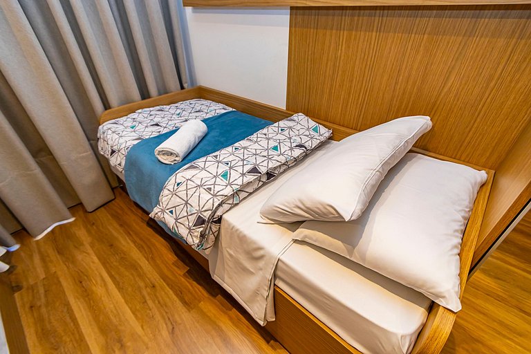 Studio p/ 3 pessoas com Garagem no Centro -IBI1308