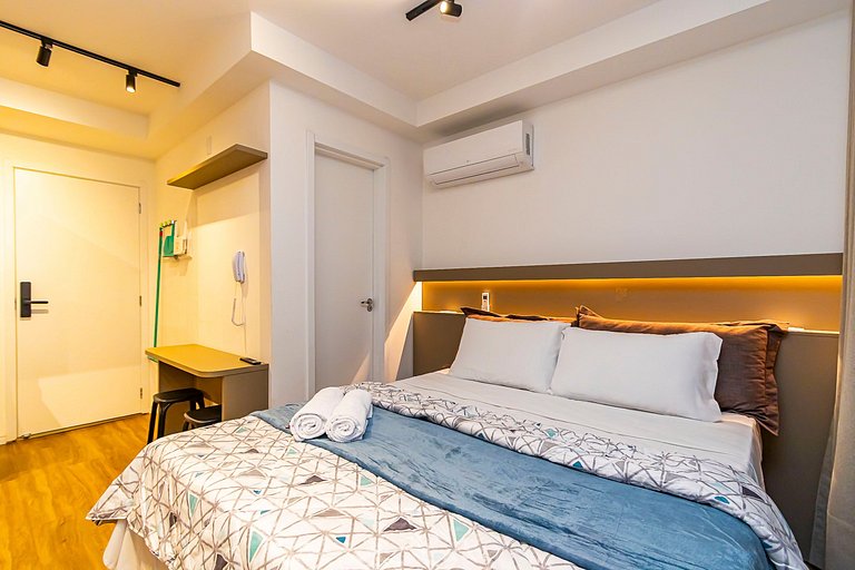 Studio p/ 3 pessoas com Garagem no Centro -IBI1308