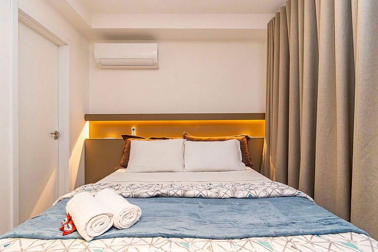 Studio p/ 3 pessoas com Garagem no Centro -IBI1308