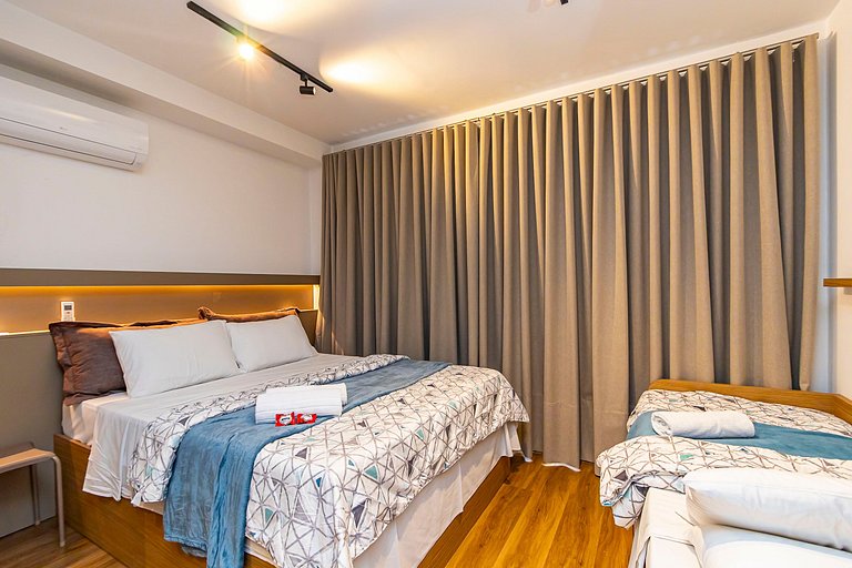 Studio p/ 3 pessoas com Garagem no Centro -IBI1308