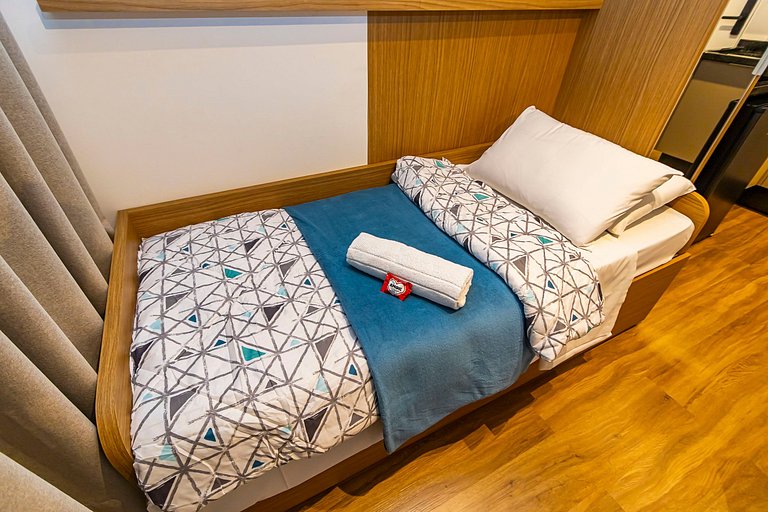 Studio p/ 3 pessoas com Garagem no Centro -IBI1308