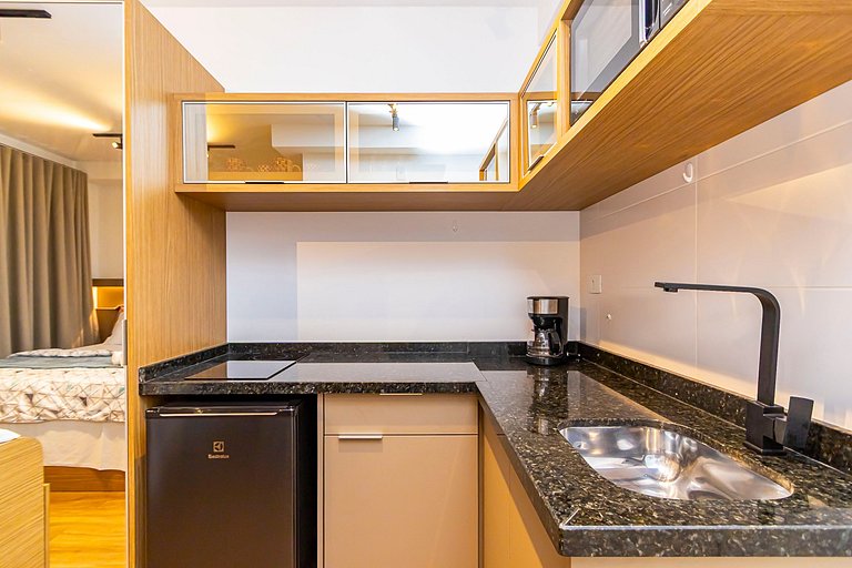 Studio p/ 3 pessoas com Garagem no Centro -IBI1308