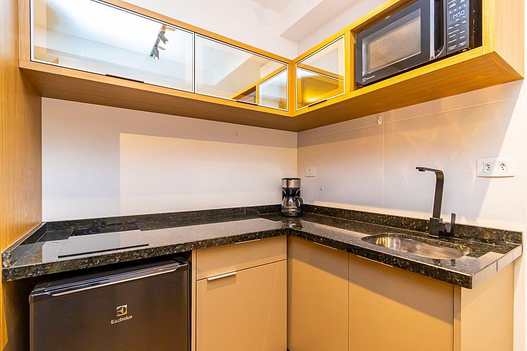 Studio p/ 3 pessoas com Garagem no Centro -IBI1308