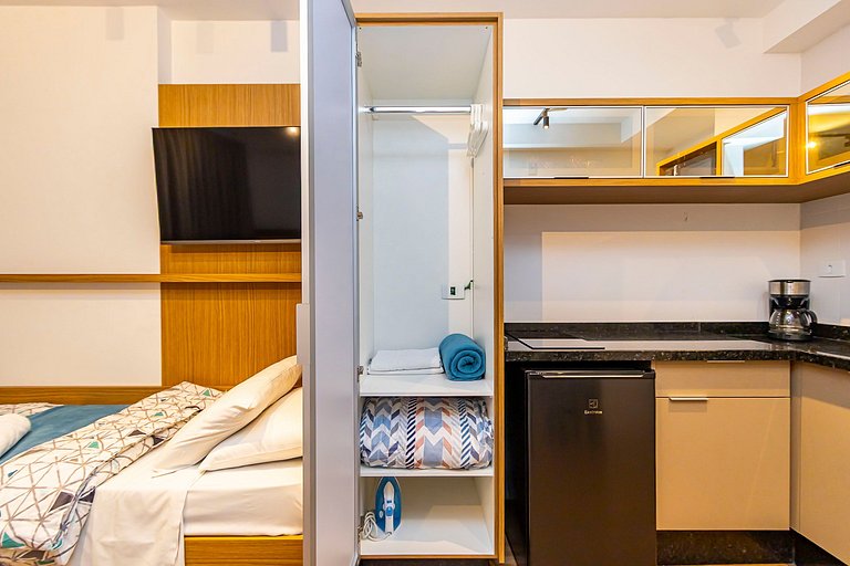 Studio p/ 3 pessoas com Garagem no Centro -IBI1308