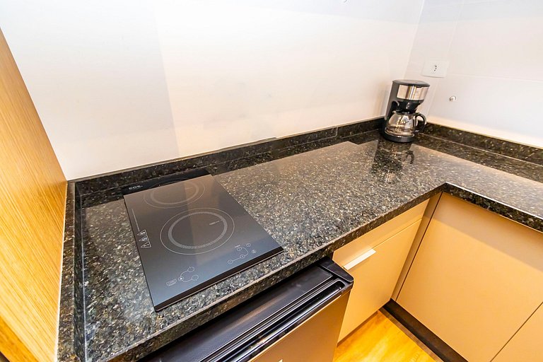 Studio p/ 3 pessoas com Garagem no Centro -IBI1308