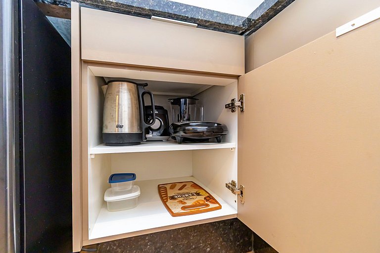 Studio p/ 3 pessoas com Garagem no Centro -IBI1308