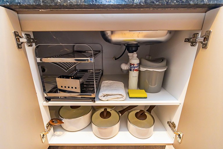 Studio p/ 3 pessoas com Garagem no Centro -IBI1308