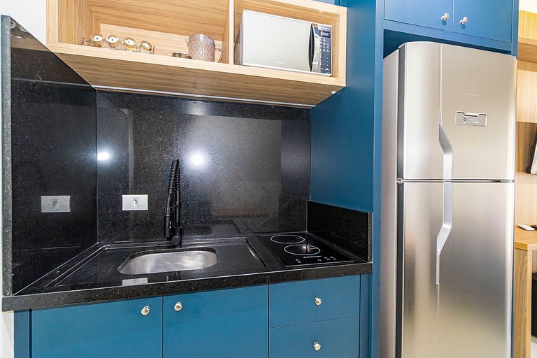 Ap de 1q c/garagem Perto de Tudo - PLU1306