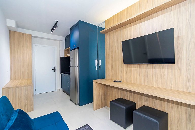 Ap de 1q c/garagem Perto de Tudo - PLU1306