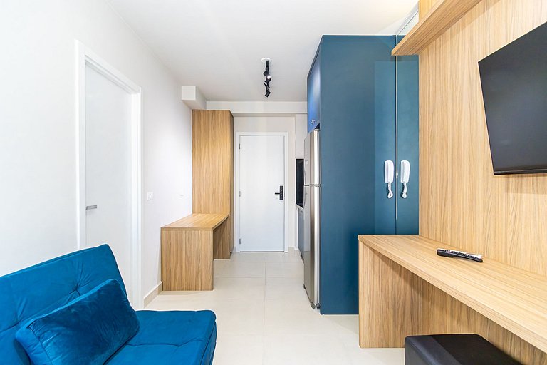 Ap de 1q c/garagem Perto de Tudo - PLU1306