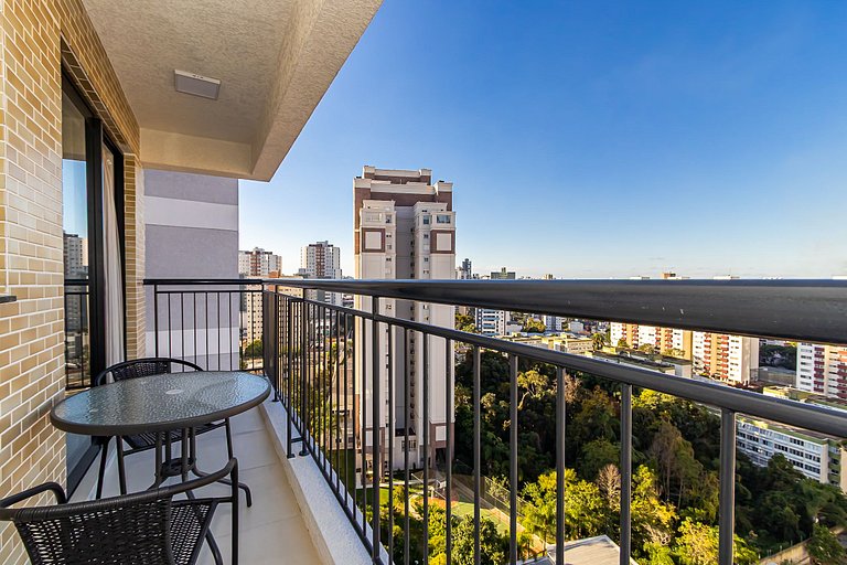 Ap de 1q c/garagem Perto de Tudo - PLU1306