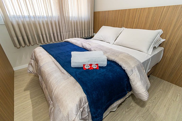 Ap de 1q c/garagem Perto de Tudo - PLU1306