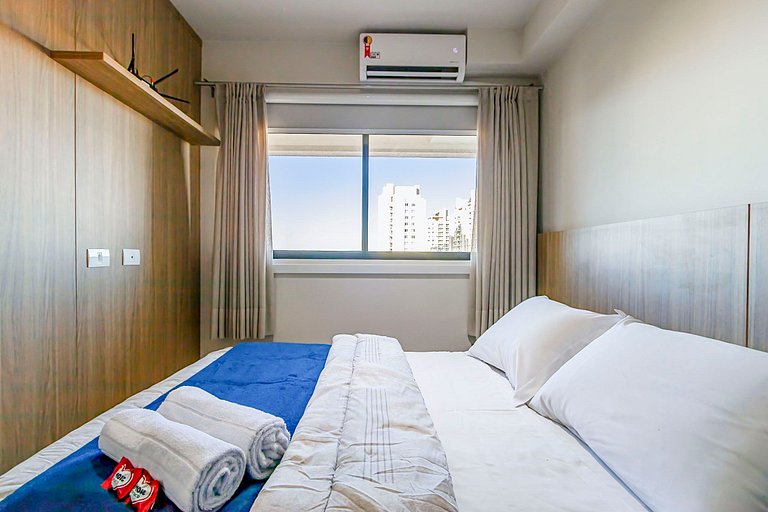 Ap de 1q c/garagem Perto de Tudo - PLU1306