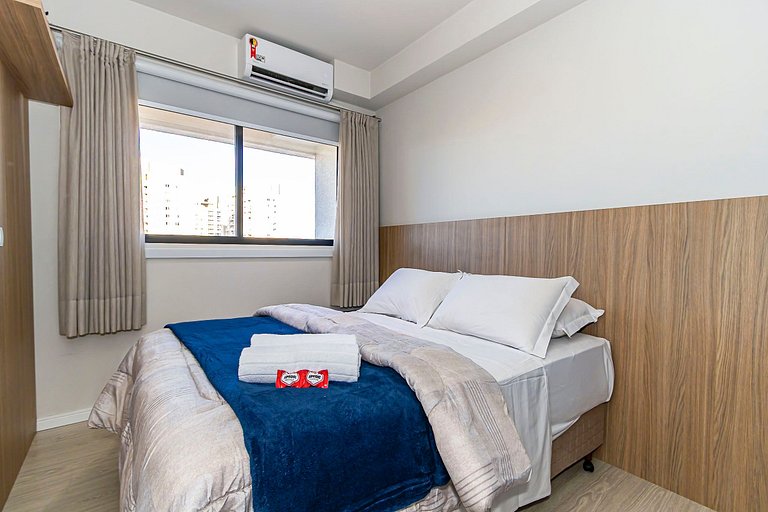 Ap de 1q c/garagem Perto de Tudo - PLU1306