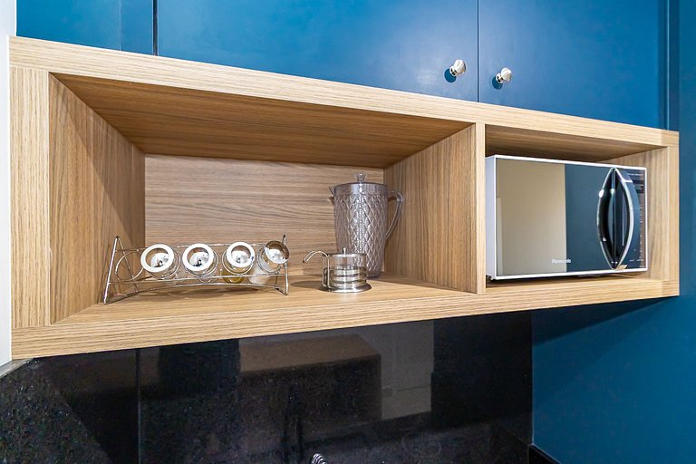 Ap de 1q c/garagem Perto de Tudo - PLU1306