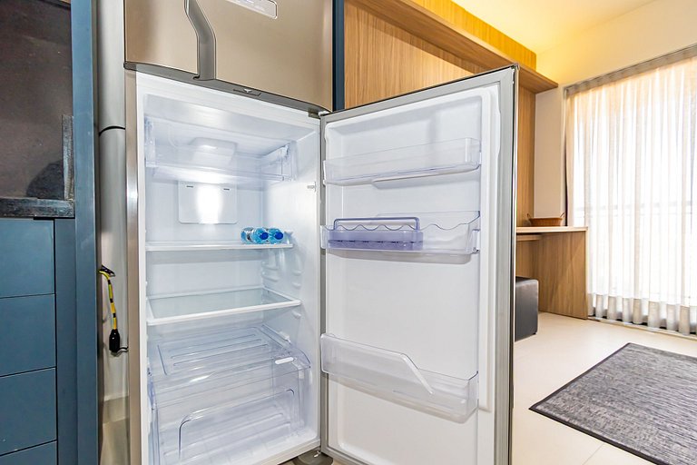 Ap de 1q c/garagem Perto de Tudo - PLU1306