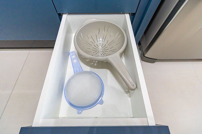 Ap de 1q c/garagem Perto de Tudo - PLU1306