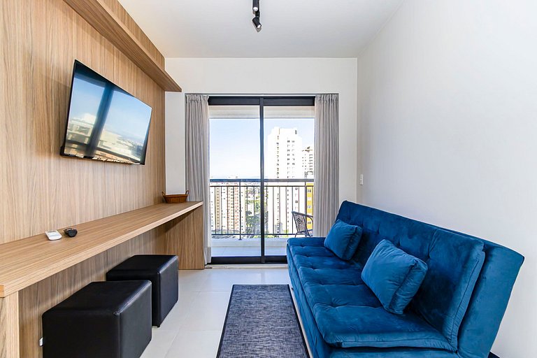 Ap de 1q c/garagem Perto de Tudo - PLU1306