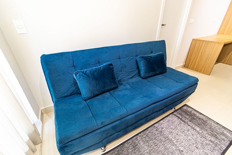 Ap de 1q c/garagem Perto de Tudo - PLU1306