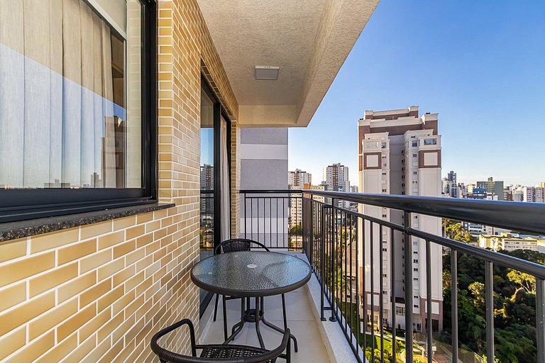 Ap de 1q c/garagem Perto de Tudo - PLU1306