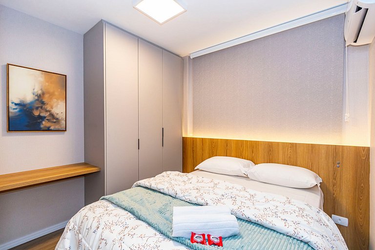 Ap premium no Centro, com 2Q e 2 vagas - CNA0411