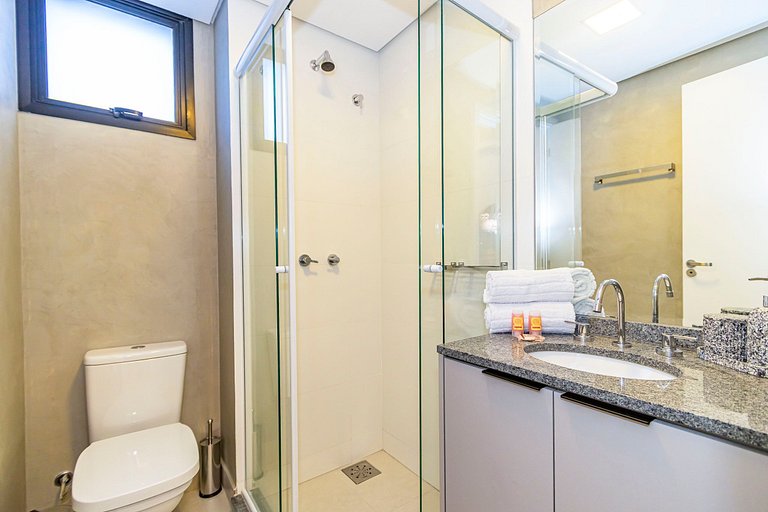 Ap premium no Centro, com 2Q e 2 vagas - CNA0411