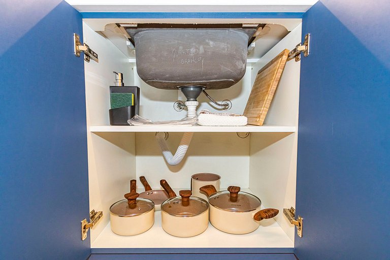 Ap premium no Centro, com 2Q e 2 vagas - CNA0411