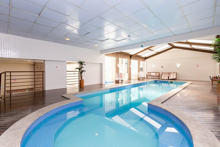 Studio c/ Piscina ao lado da Rua 24 Horas -CON1701