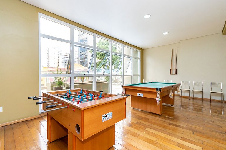 Studio c/ Piscina ao lado da Rua 24 Horas -CON1701