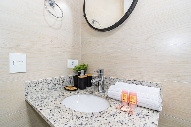 Ap de 1q Super Completo no Bairro Portão -PLU0304