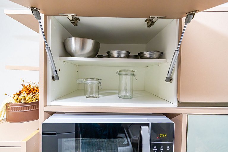 Ap de 1q Super Completo no Bairro Portão -PLU0304