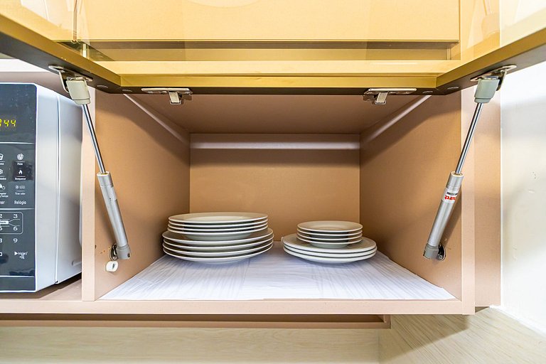 Ap de 1q Super Completo no Bairro Portão -PLU0304