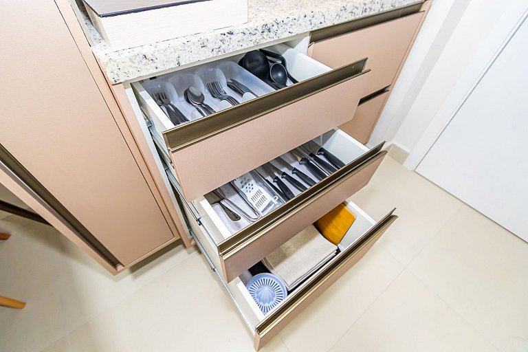 Ap de 1q Super Completo no Bairro Portão -PLU0304