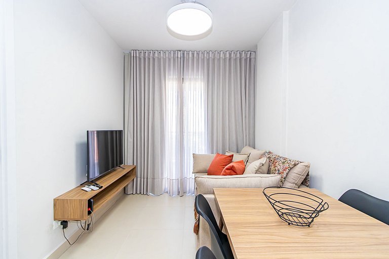 Ap de 1q Super Completo no Bairro Portão -PLU0304