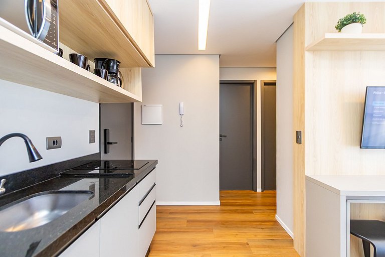 Apto de 2 Quartos c/ garagem no Água Verde-VBE1401