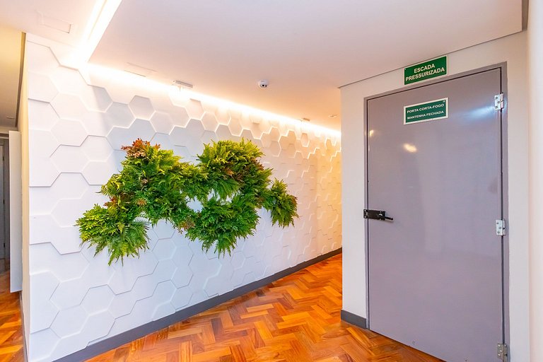 Apto de 2 Quartos c/ garagem no Água Verde-VBE1401