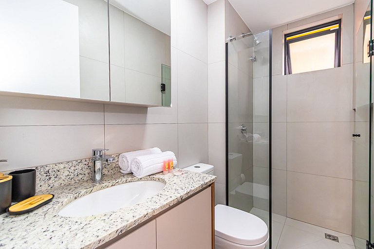 Apartamento Charmoso no Centro de Curitiba-ZIO0406