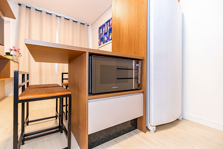 Apartamento Charmoso no Centro de Curitiba-ZIO0406