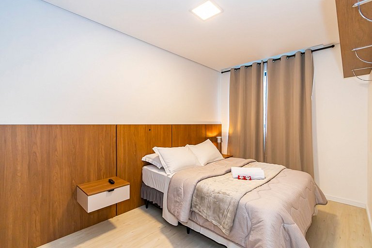 Apartamento Charmoso no Centro de Curitiba-ZIO0406
