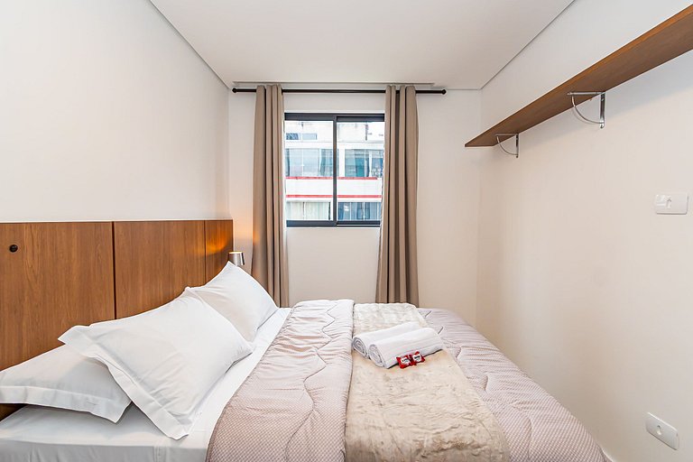 Apartamento Charmoso no Centro de Curitiba-ZIO0406