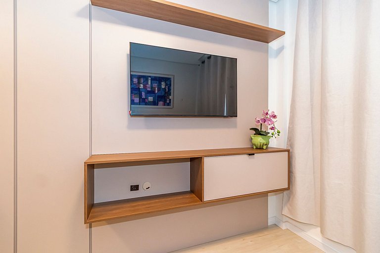 Apartamento Charmoso no Centro de Curitiba-ZIO0406