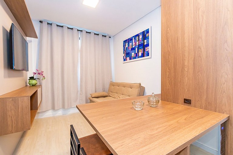 Apartamento Charmoso no Centro de Curitiba-ZIO0406