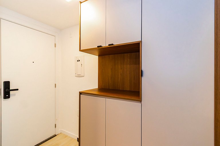 Apartamento Charmoso no Centro de Curitiba-ZIO0406