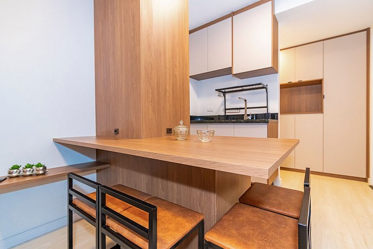 Apartamento Charmoso no Centro de Curitiba-ZIO0406
