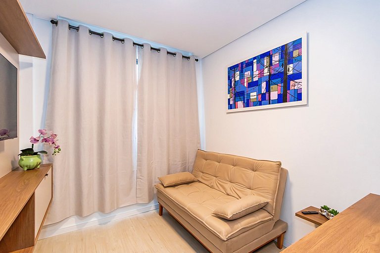 Apartamento Charmoso no Centro de Curitiba-ZIO0406