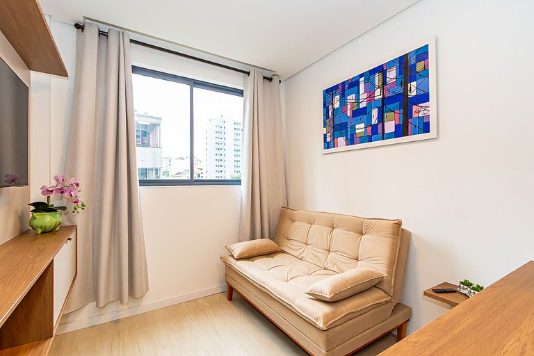 Apartamento Charmoso no Centro de Curitiba-ZIO0406