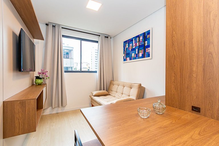 Apartamento Charmoso no Centro de Curitiba-ZIO0406